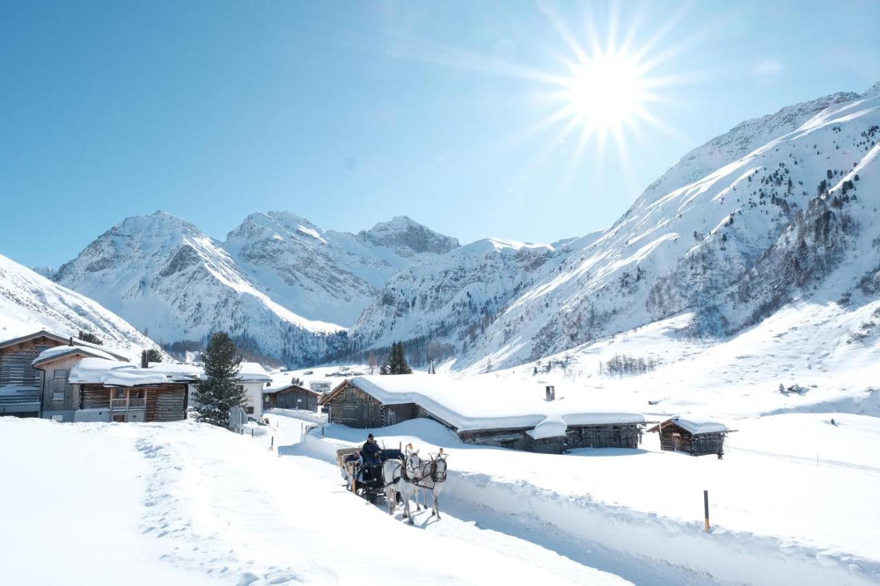 Boutique-Hotel Garni Bellevue Davos Wiesen エクステリア 写真