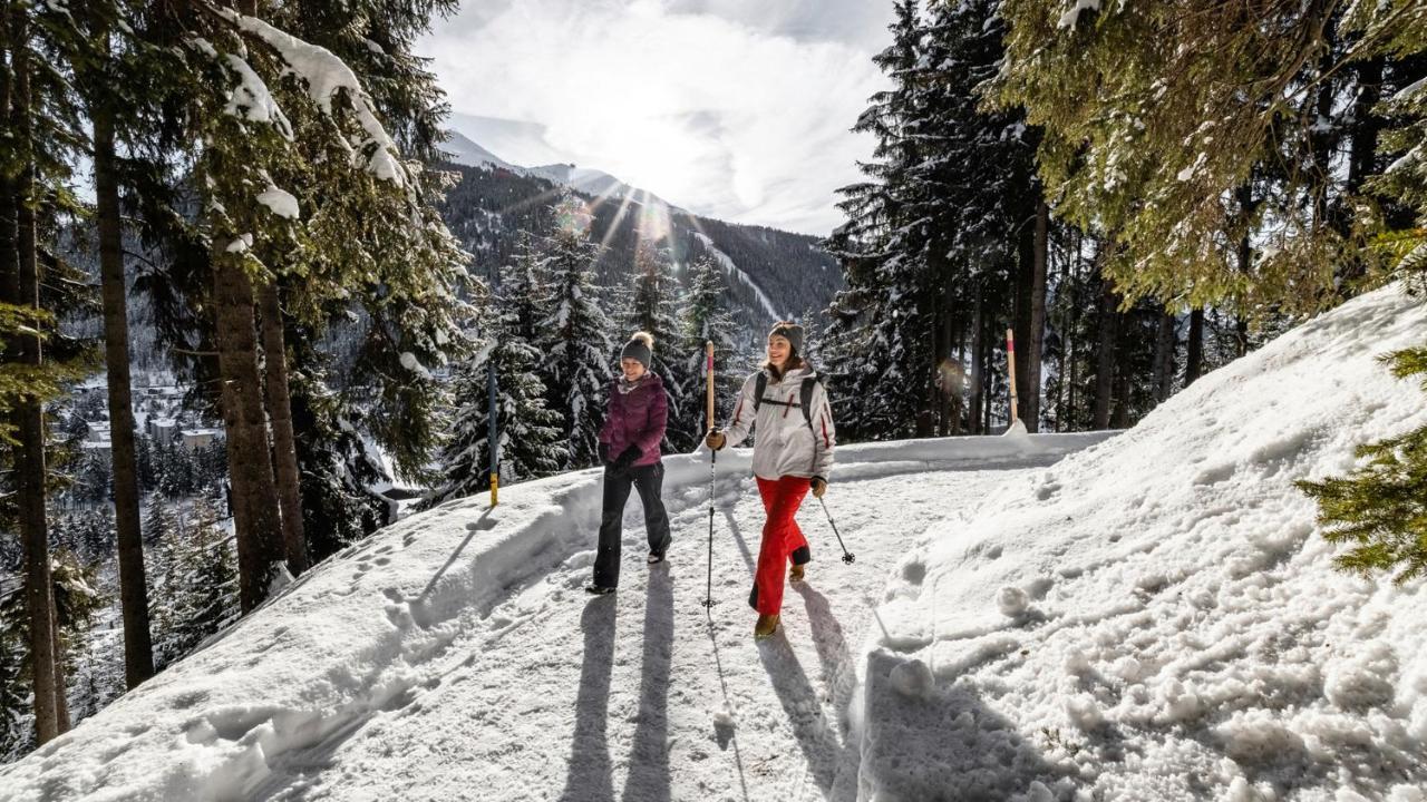 Boutique-Hotel Garni Bellevue Davos Wiesen エクステリア 写真