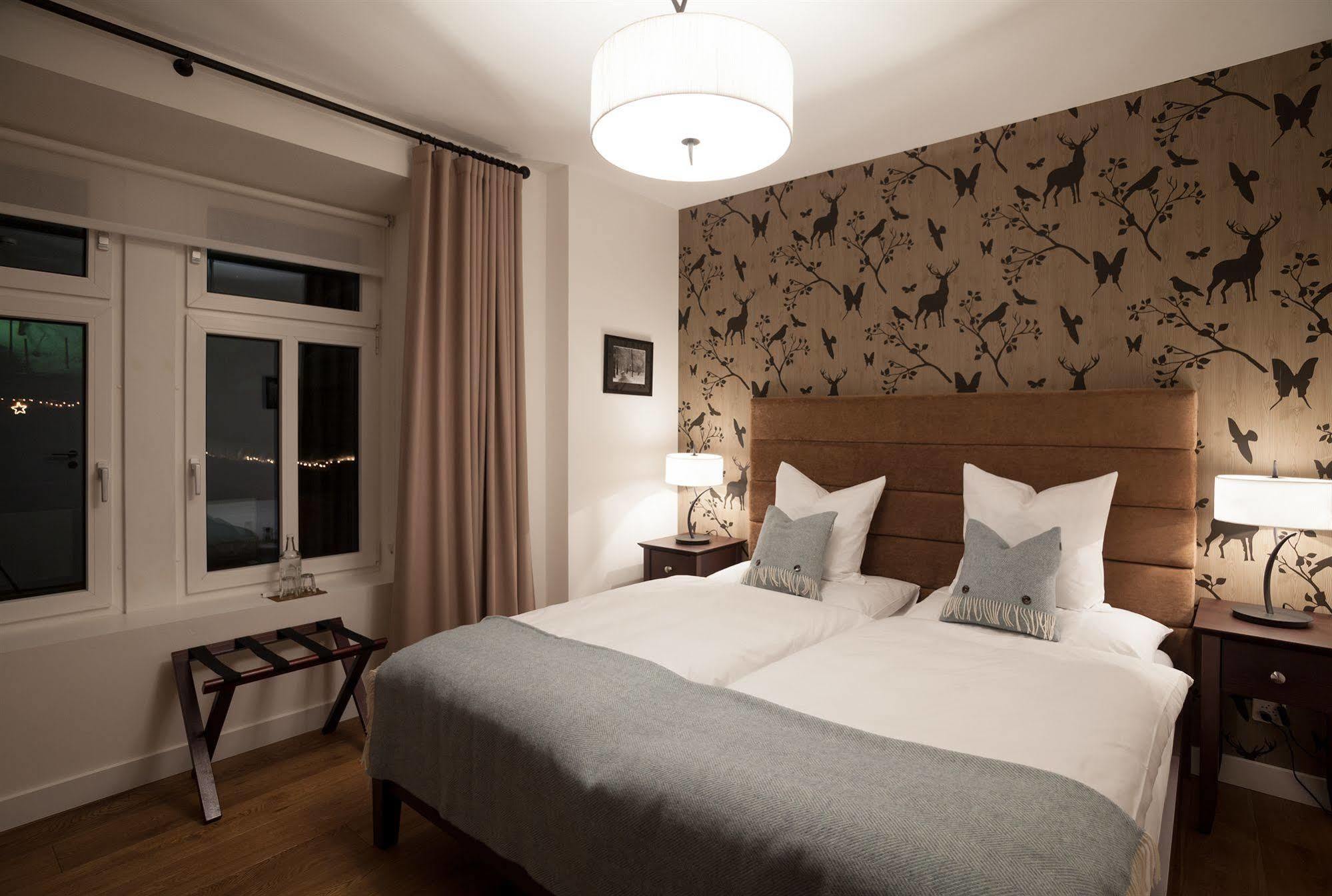 Boutique-Hotel Garni Bellevue Davos Wiesen エクステリア 写真